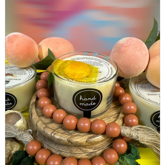 BUTTER ME UP!!, SCENT UNLEASHED LLC LUXURY HAND POURED SCENTED CANDLES - Picture 4 of 4